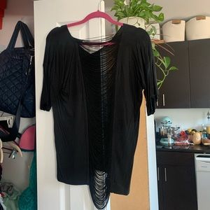 Edgy black T-shirt with fringe back